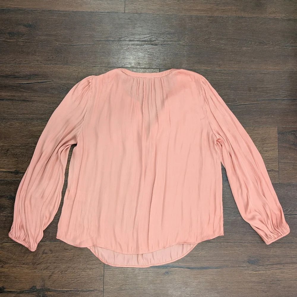Banana Republic Blush Pink Long Sleeve Blouse – Size M - Picture 7 of 8